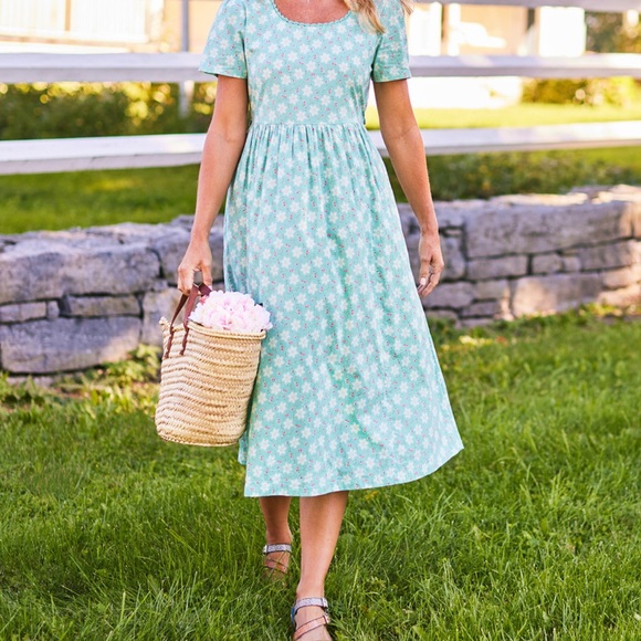 April Cornell Dresses & Skirts - April Cornell county pocket Mint Floral Midi maxi Dress size L